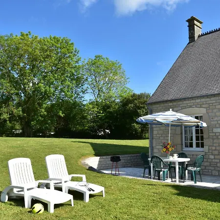 Quaint Holiday With Large Garden In Colomby Morville
